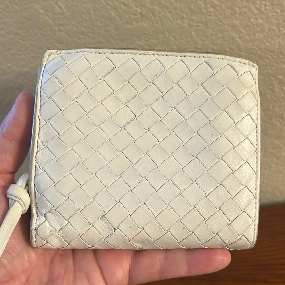 Bottega Veneta Authentic White bifold wallet